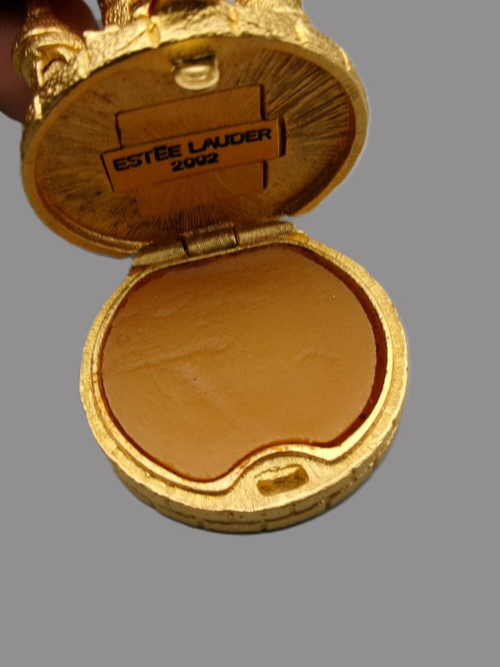 Unused Estee Lauder Beautiful Sand Castle Compact, Unused Vintage Vanity View 5